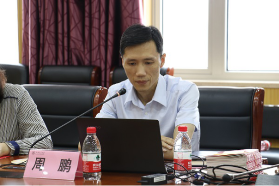 ​买世界杯比赛的网站春季学期基层党建工作研讨会暨第四次党支部书记例会召开193.png